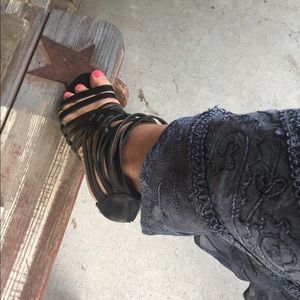 Meet your Posher, Pamela